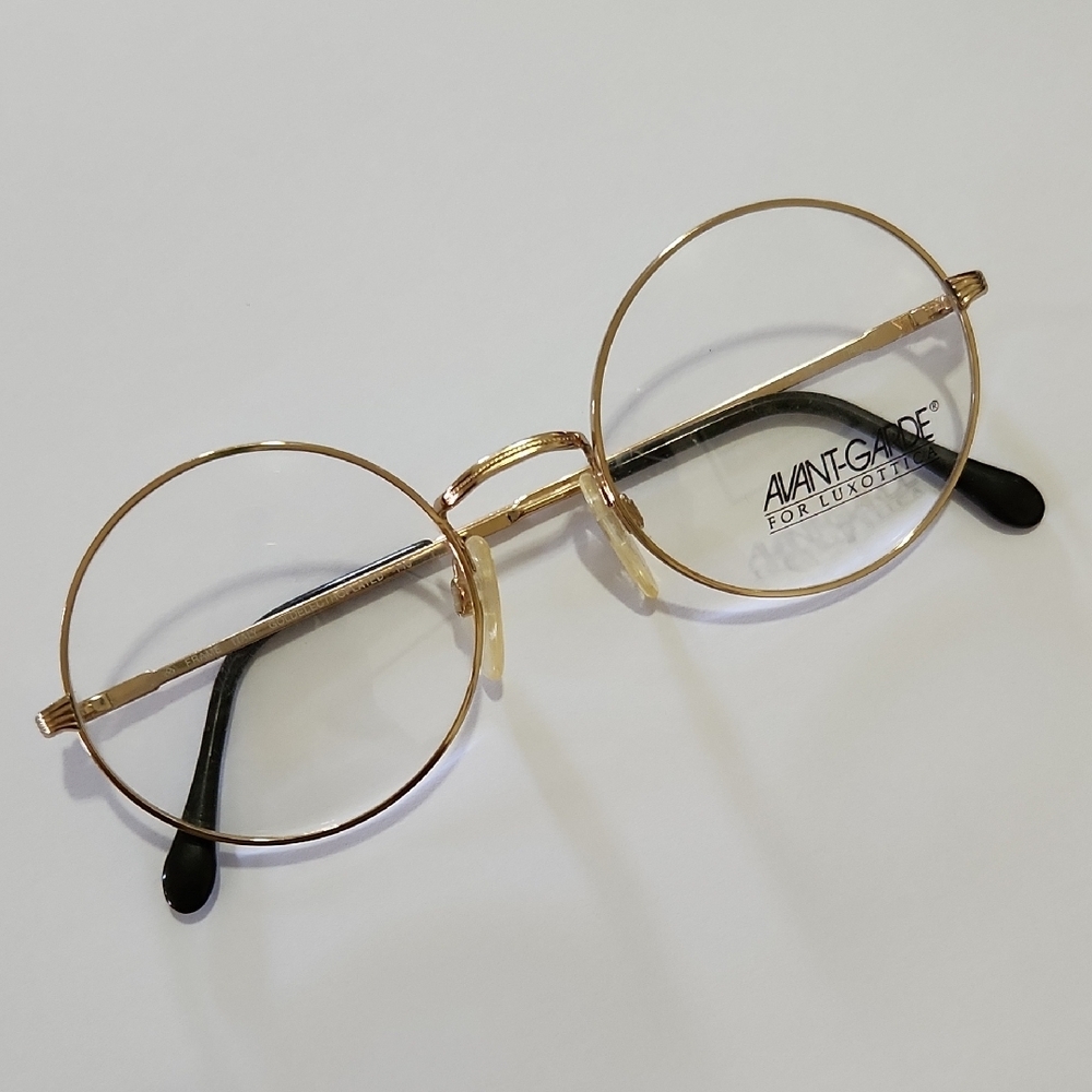 VINTAGE Avant-Garde Gold Round Glasses